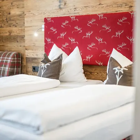 Hotel Garni Schellenberg Oberstdorf Buitenkant foto